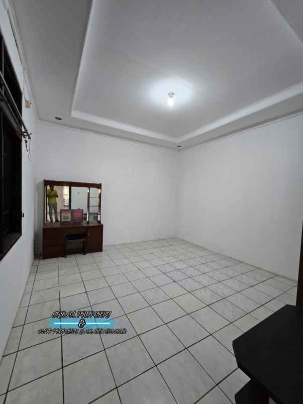 dijual rumah pondok bambu