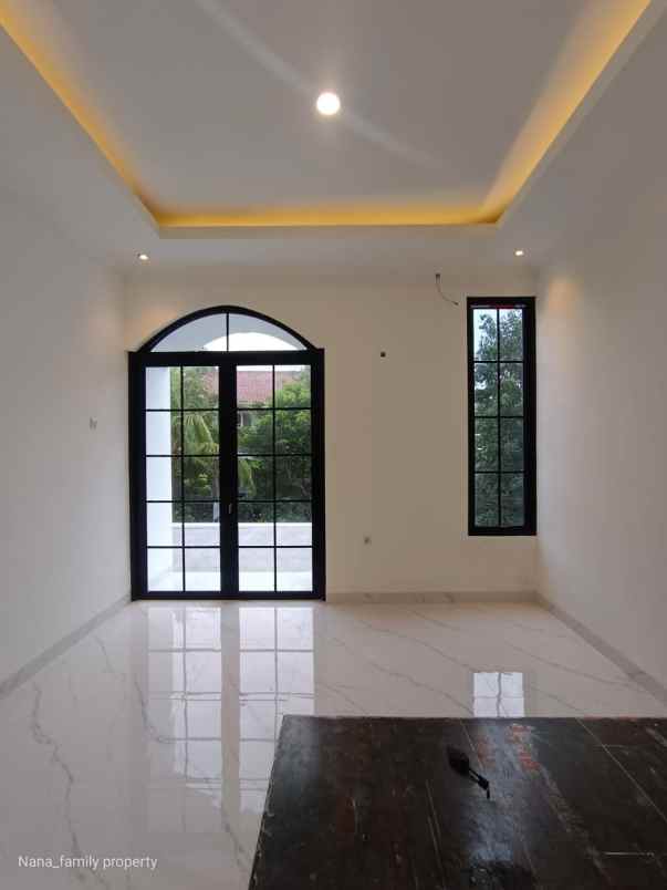 dijual rumah pondok betung bintaro sektor 4