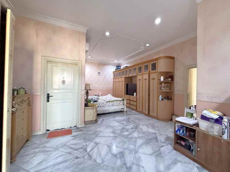 dijual rumah pondok indah jakarta selatan