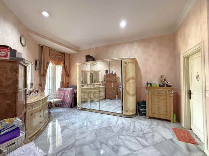 dijual rumah pondok indah jakarta selatan