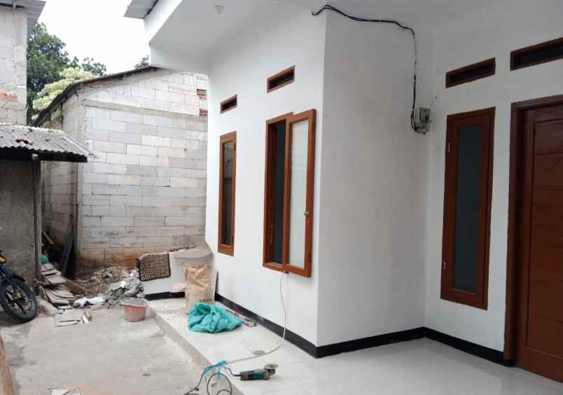 dijual rumah pondok kacang barat pondok