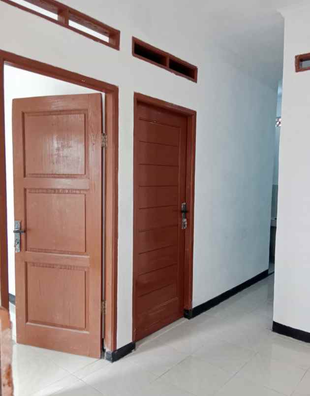 dijual rumah pondok kacang barat pondok