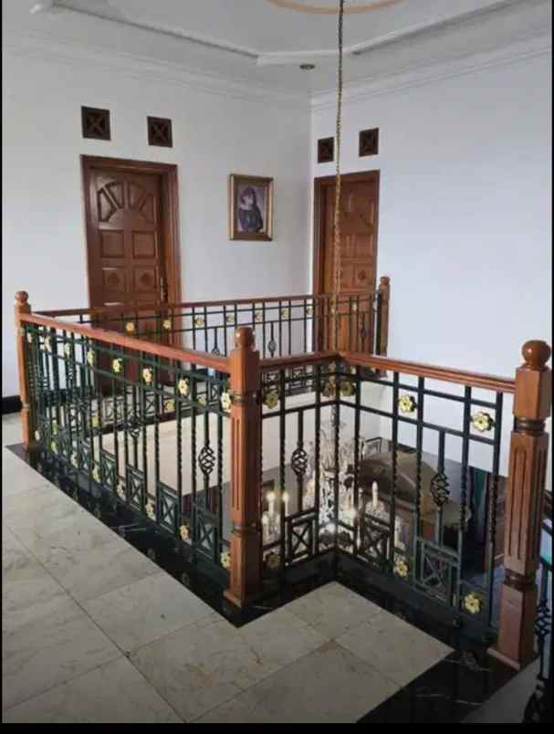 dijual rumah pondok kelapa