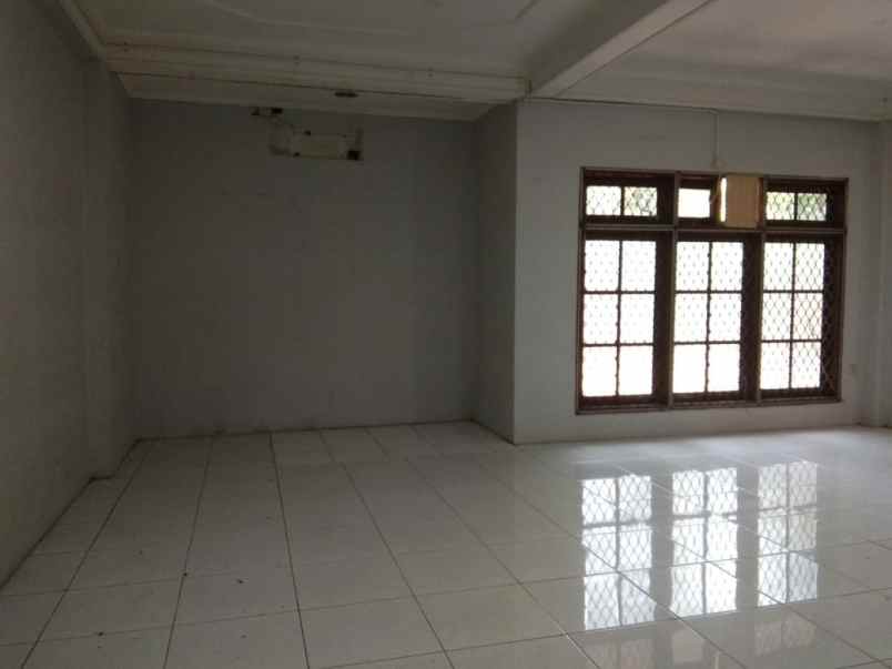 dijual rumah pondok kelapa