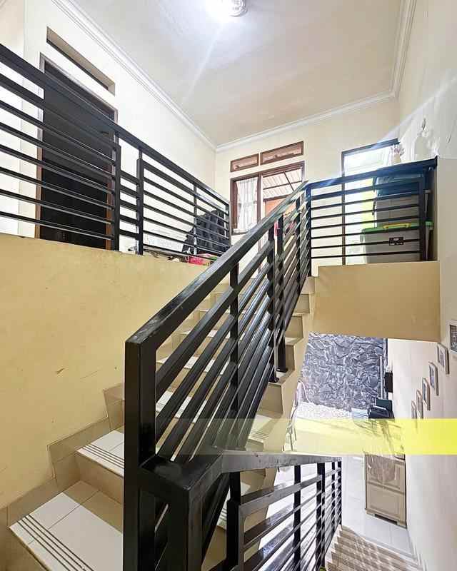 dijual rumah pondok kelapa jakarta timur