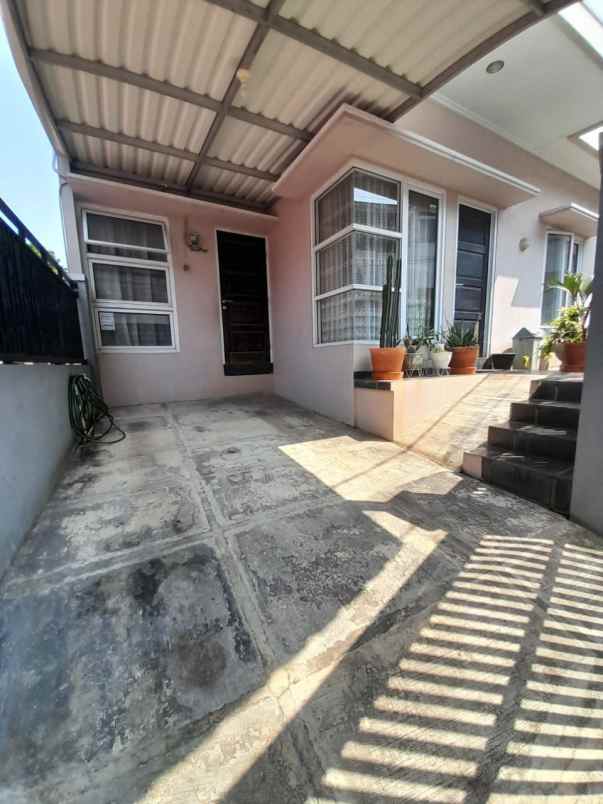 dijual rumah pondok kelapa jaktim