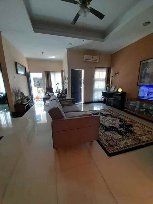 dijual rumah pondok kelapa jaktim