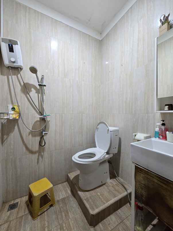 dijual rumah pondok kelapa jaktim