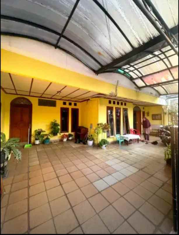 dijual rumah pondok kopi