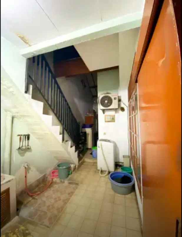 dijual rumah pondok kopi