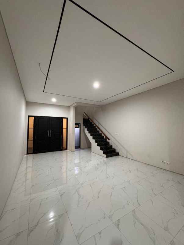 dijual rumah pondok mutiara regency