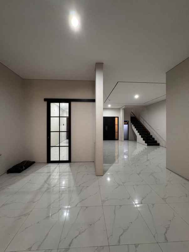 dijual rumah pondok mutiara regency