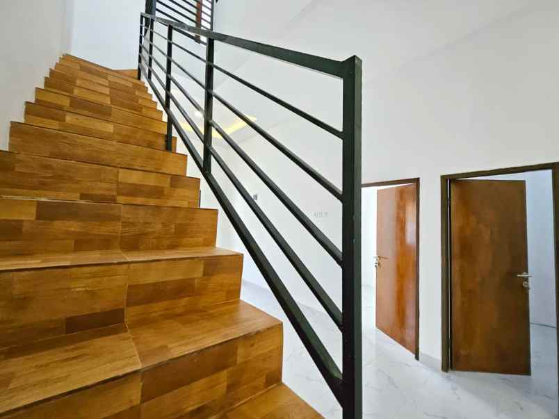 dijual rumah pondok ungu permai kota bekasi