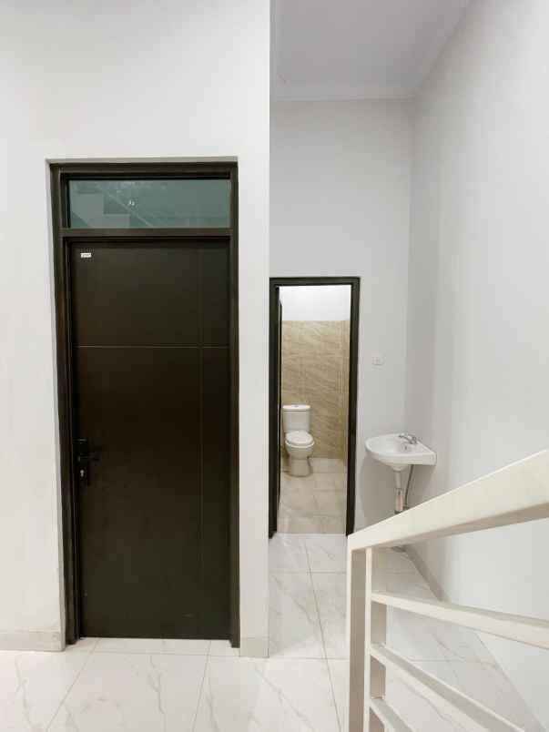 dijual rumah pondok ungu permai sektor