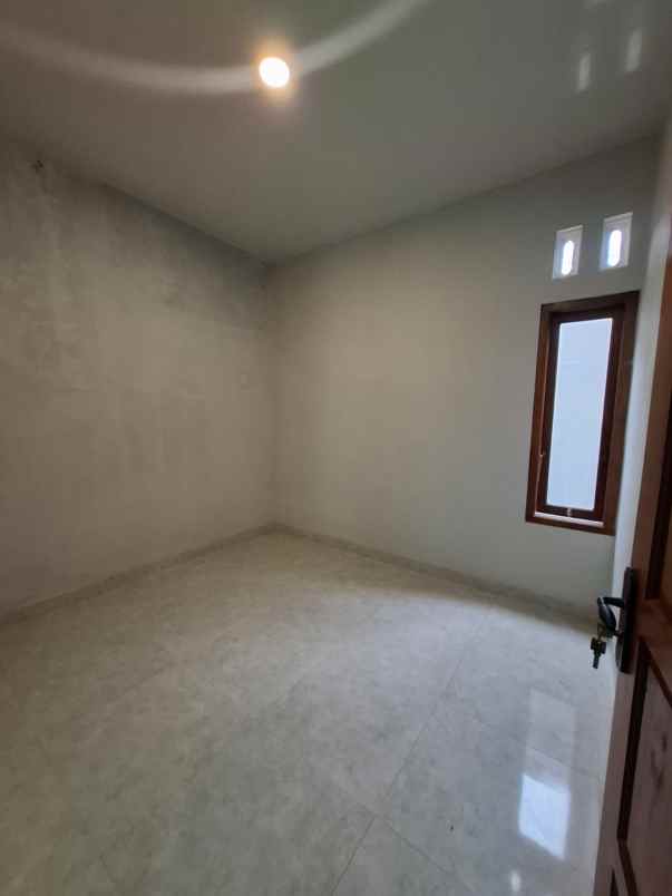 dijual rumah purwomartani