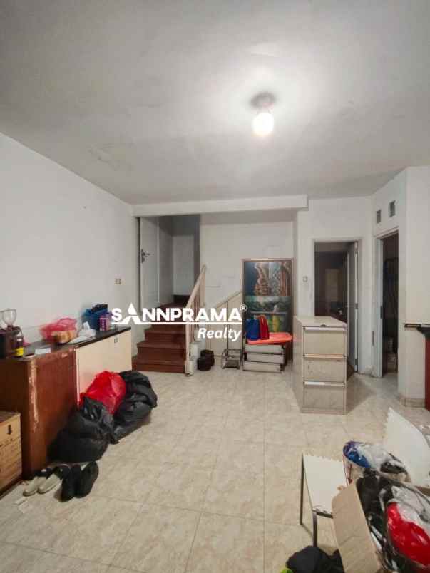 dijual rumah raffless hills