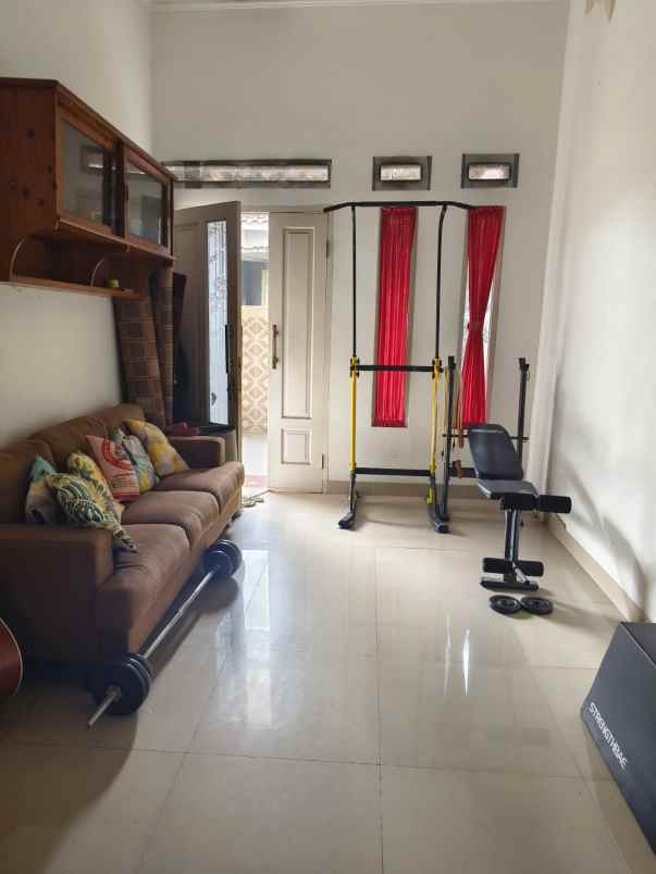 dijual rumah rangkapan jaya baru