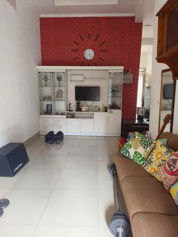 dijual rumah rangkapan jaya baru