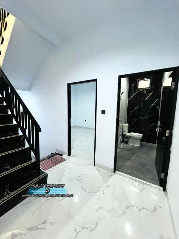 dijual rumah rawamangun jakarta timur