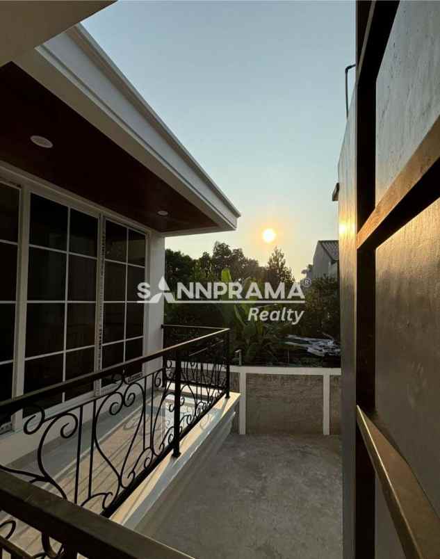dijual rumah rumah baru disain mewah di beji depok