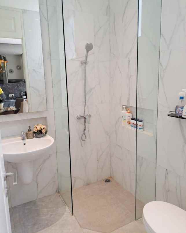 dijual rumah rumah brisbane grand pakuwon