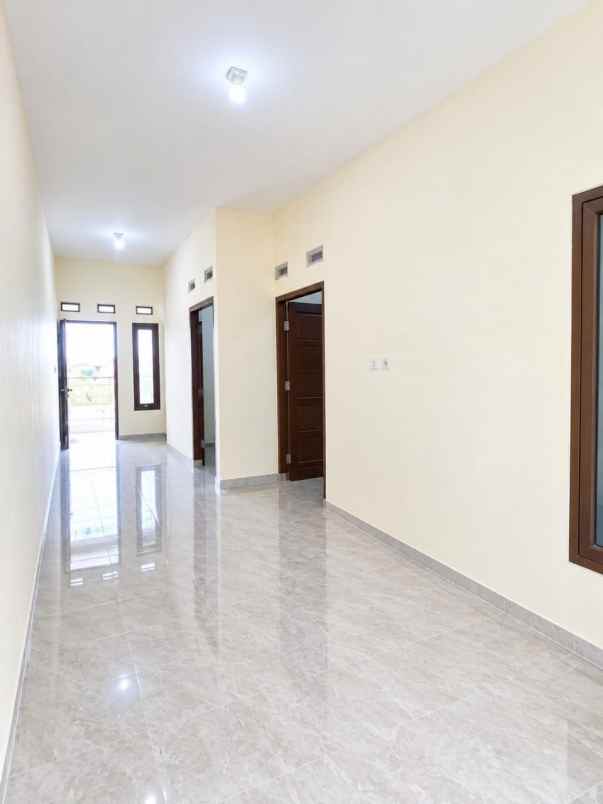 dijual rumah rumah medokan sawah timur