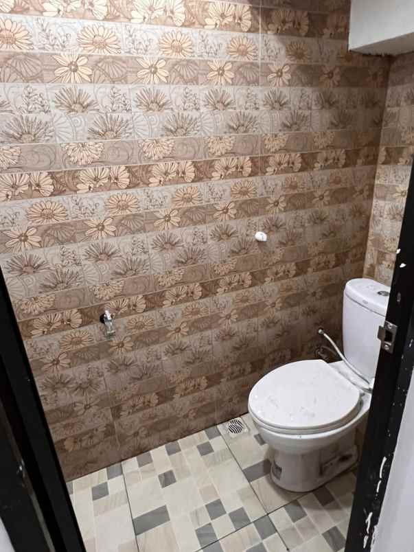 dijual rumah rungkut