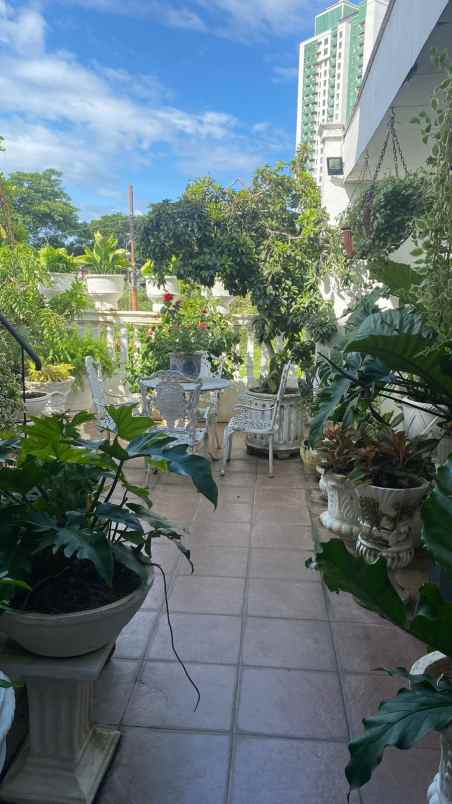 dijual rumah salemba