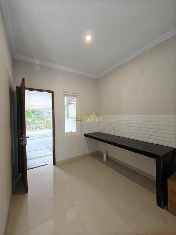 dijual rumah sariharjo kec ngaglik kab