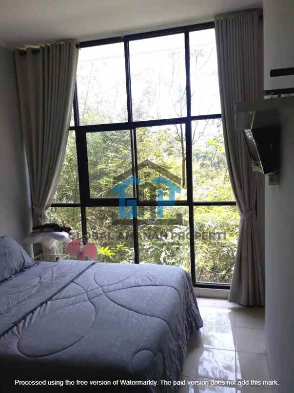 dijual rumah sariwangi regency