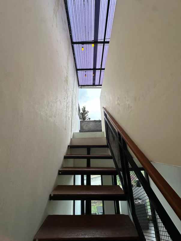 dijual rumah setiabudhi clove resort