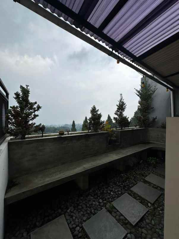 dijual rumah setiabudhi clove resort