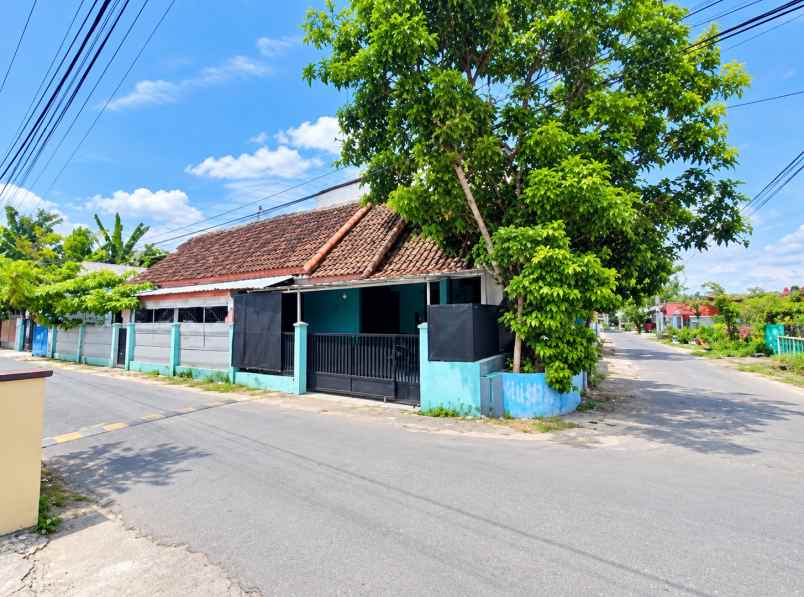 dijual rumah sewon
