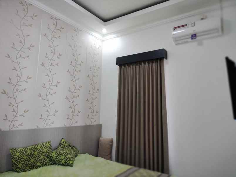 dijual rumah siap huni 2 lantai di malang