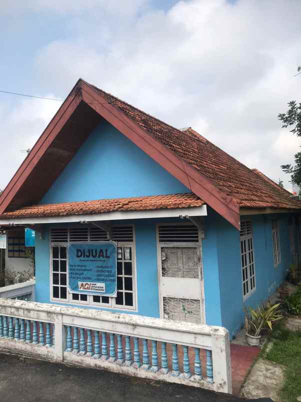 dijual rumah siap huni di jambi lokasi strategis