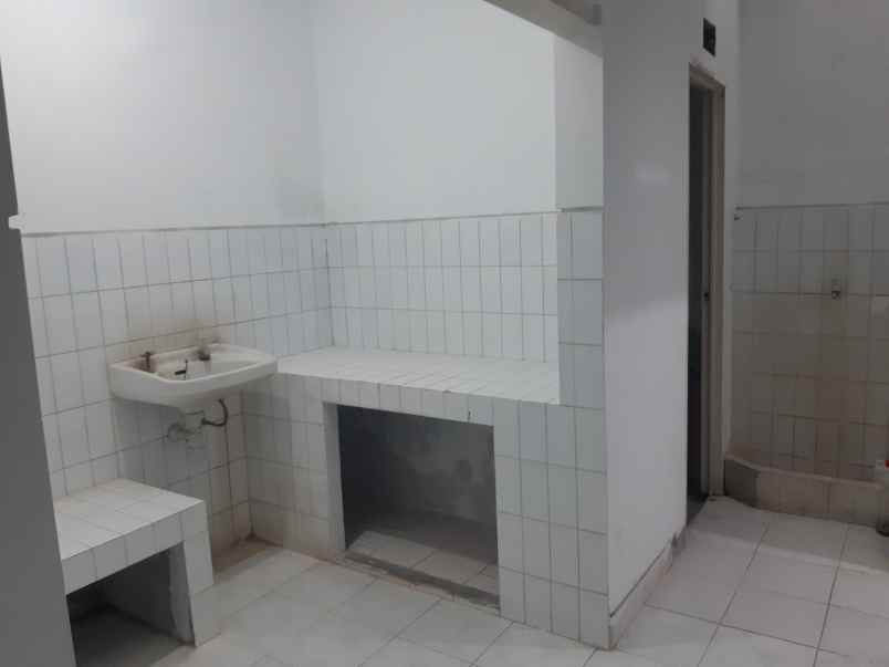 dijual rumah siap huni di kaliwates dekat lippo jember