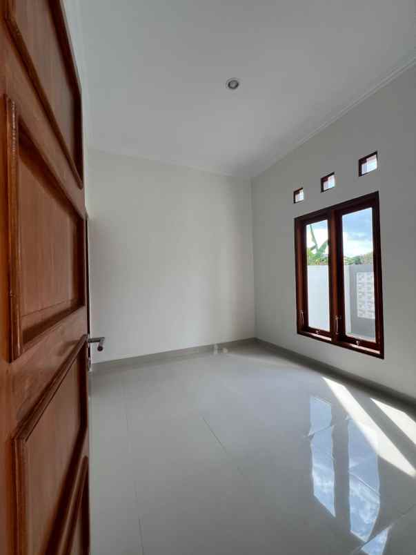 dijual rumah sidoarum