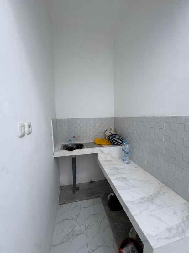 dijual rumah sikatan