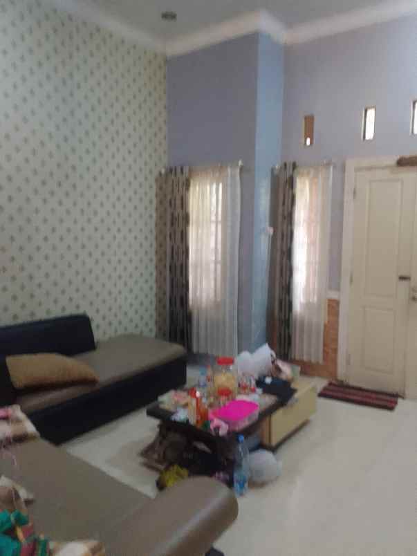 dijual rumah strategis di perumahan mandiri land