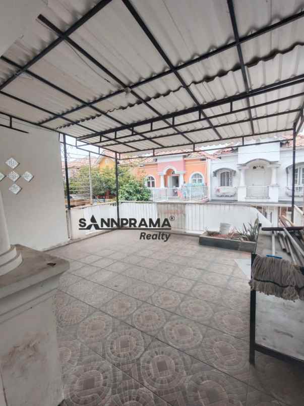 dijual rumah sukatani
