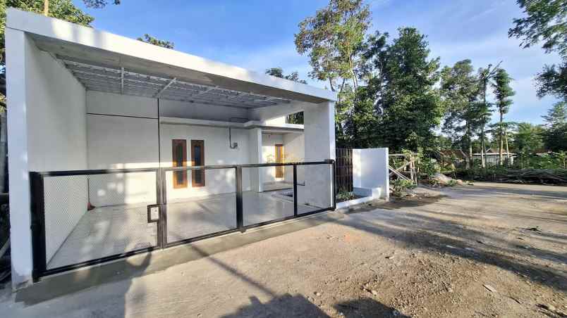 dijual rumah sukoharjo ngaglik sleman