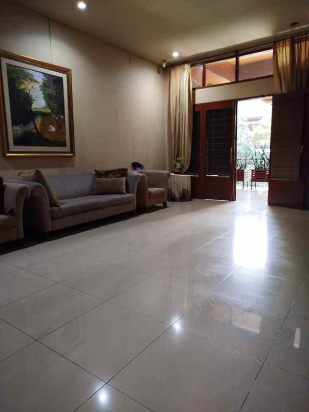 dijual rumah syp dago teuku angkasa