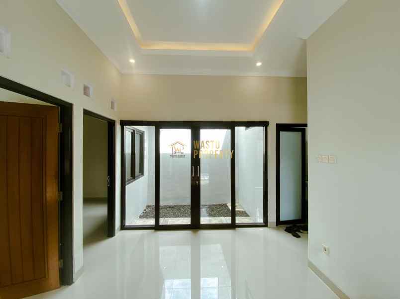 dijual rumah tamanmartani kalasan sleman