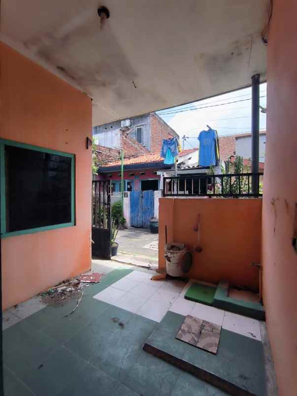 dijual rumah tambaksari