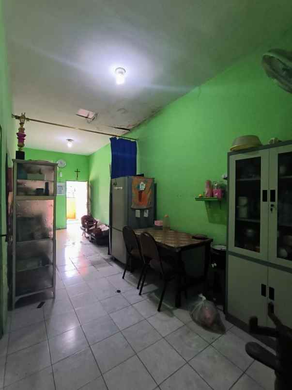 dijual rumah tambaksari