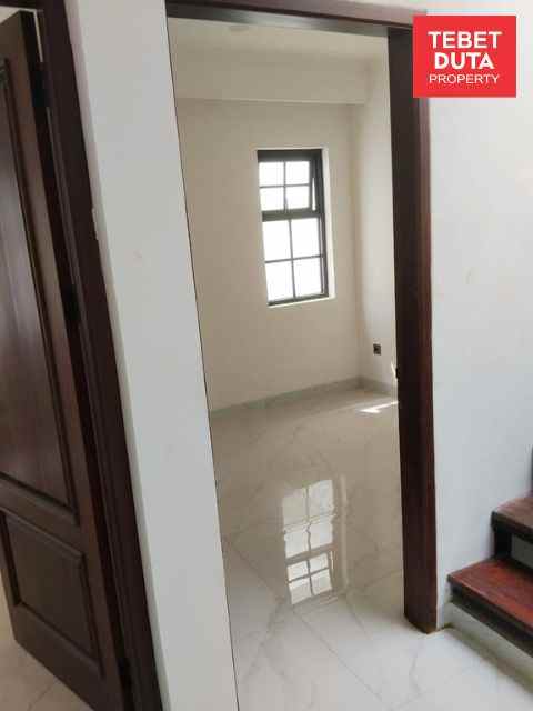 dijual rumah tebet