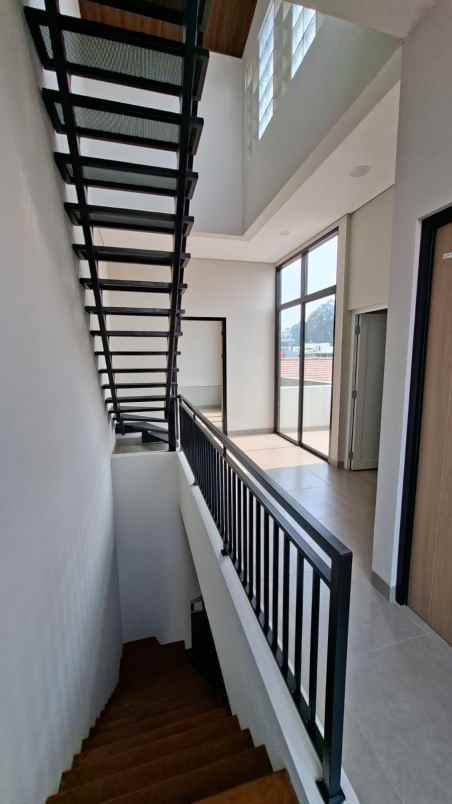 dijual rumah tebet timur dalam