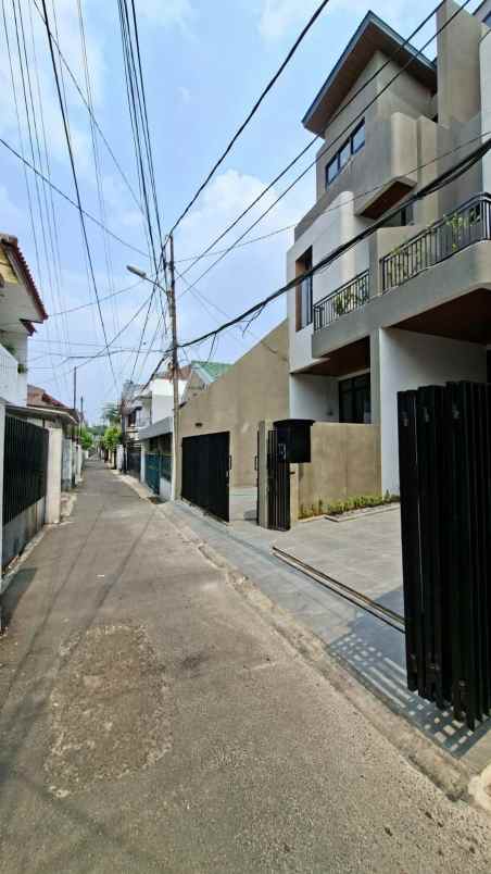 dijual rumah tebet timur dalam