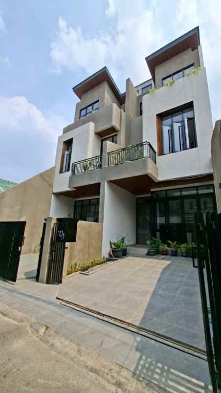 dijual rumah tebet timur dalam