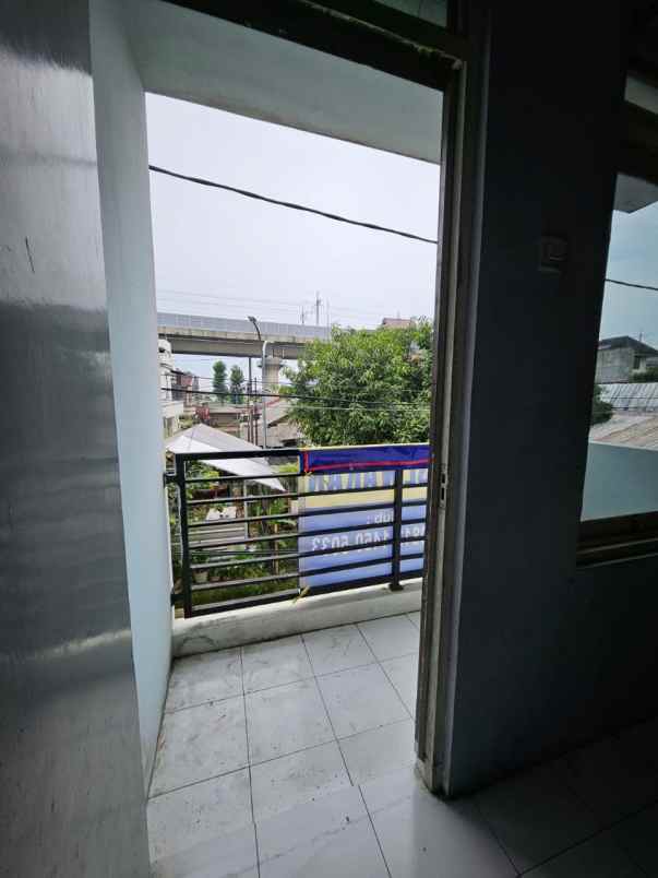 dijual rumah terusan buahbatu